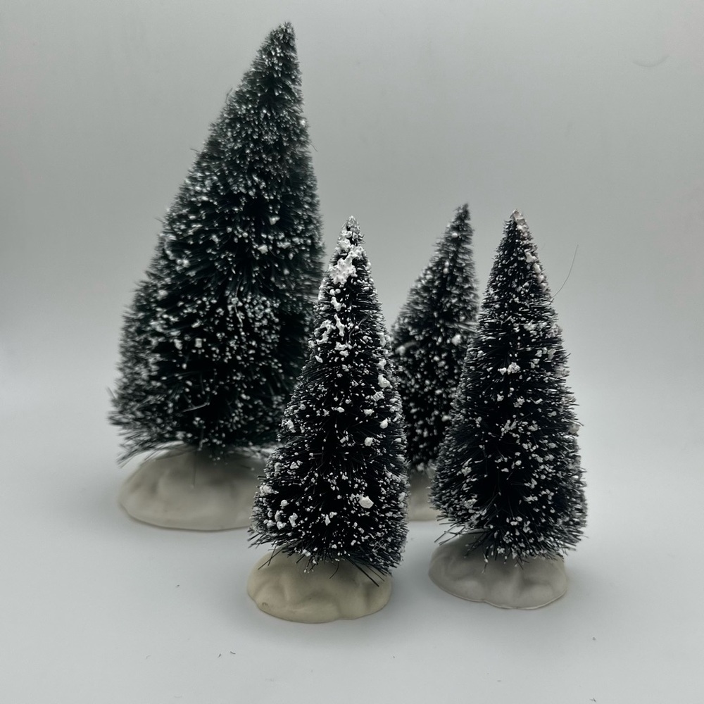 🌲 Vintage Bottle Brush Trees, set of four +FREE GIFT!